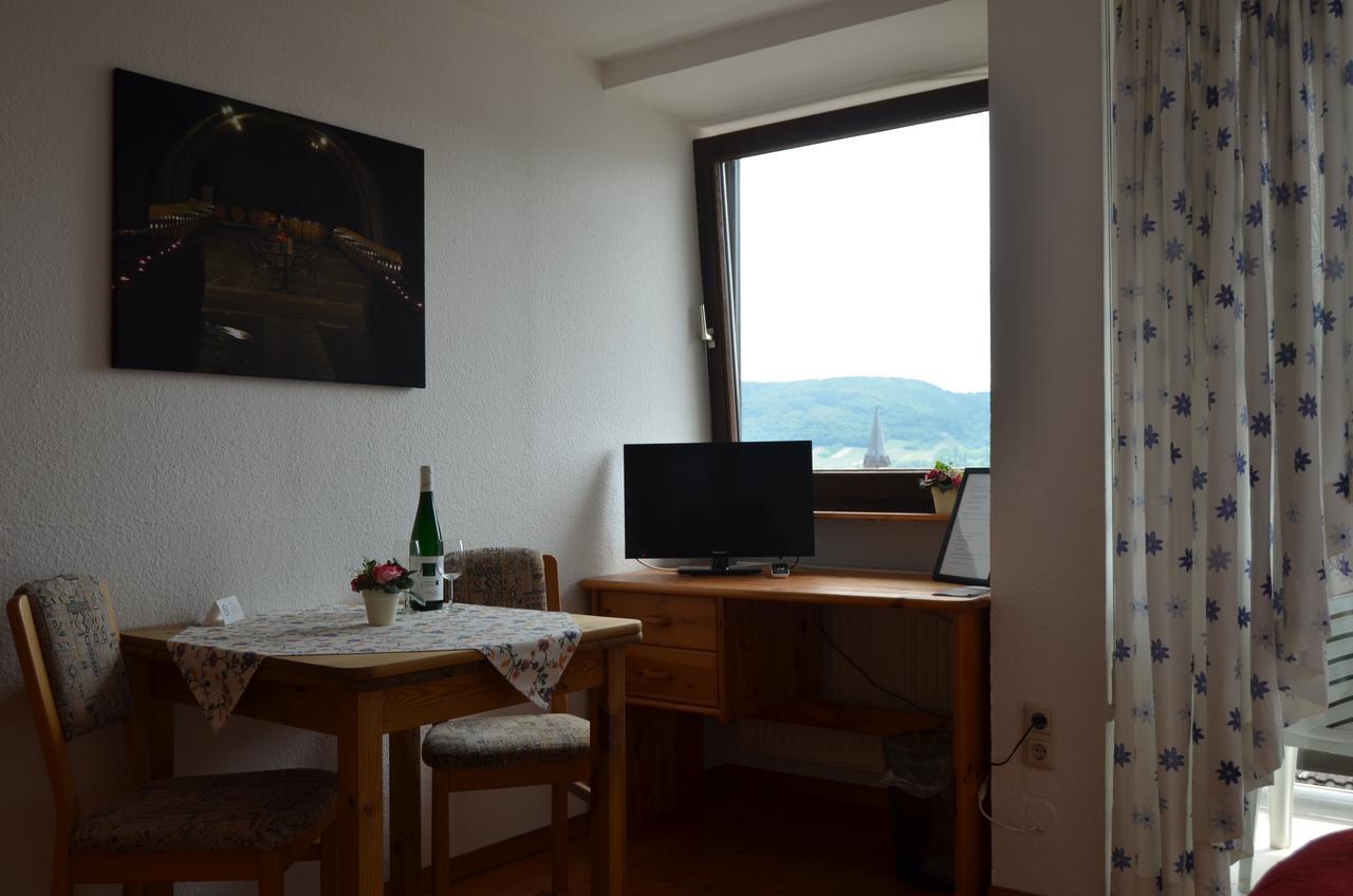 Weingut H. Gindorf Couette-café